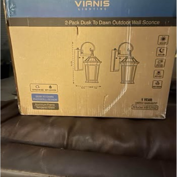 Outdoor Light Set - Picture 2 of 2